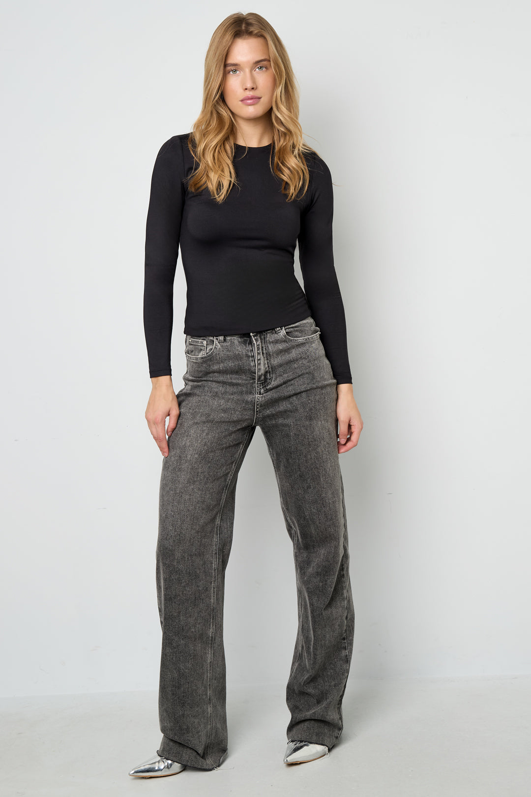 Knitted Nylon Women's Long Sleeve Top Basic Solid Color