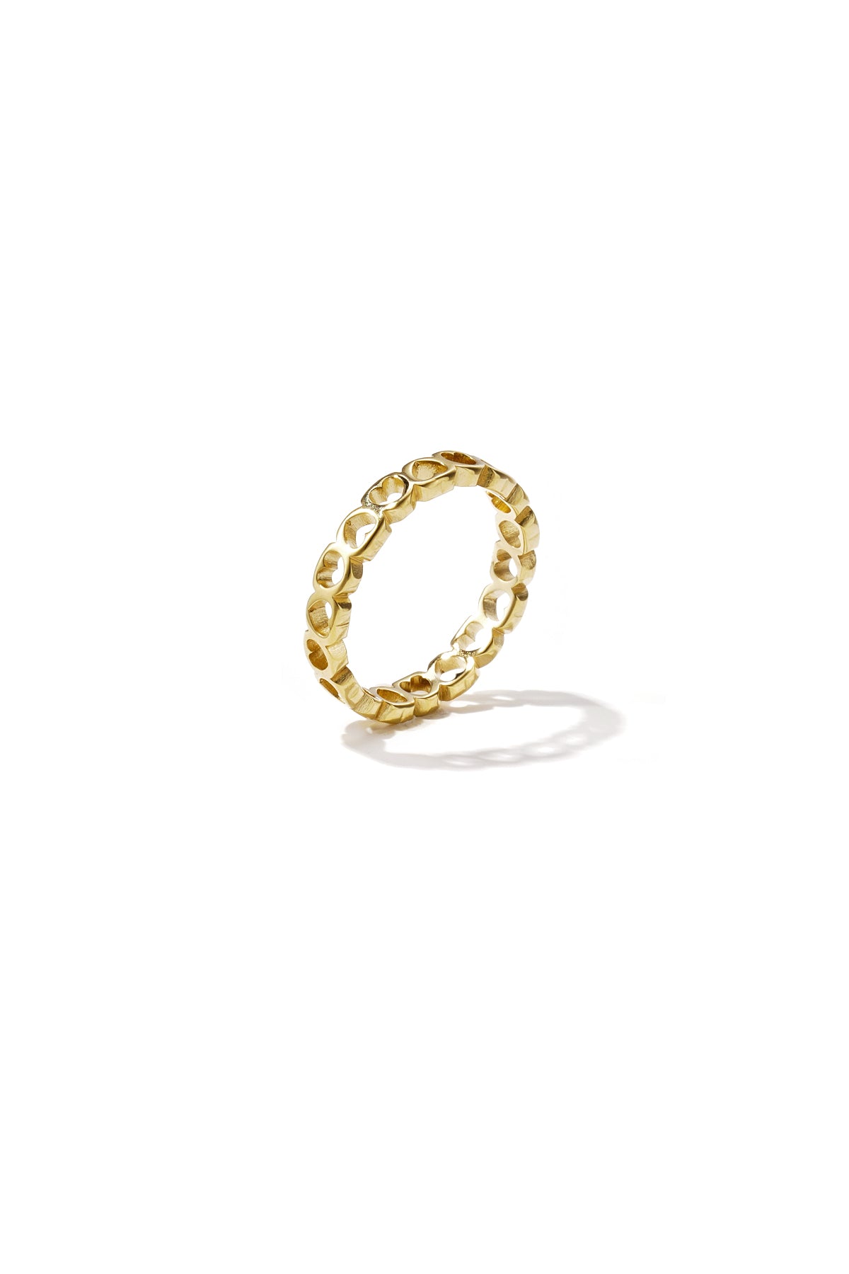 Ring with a row of empty hearts