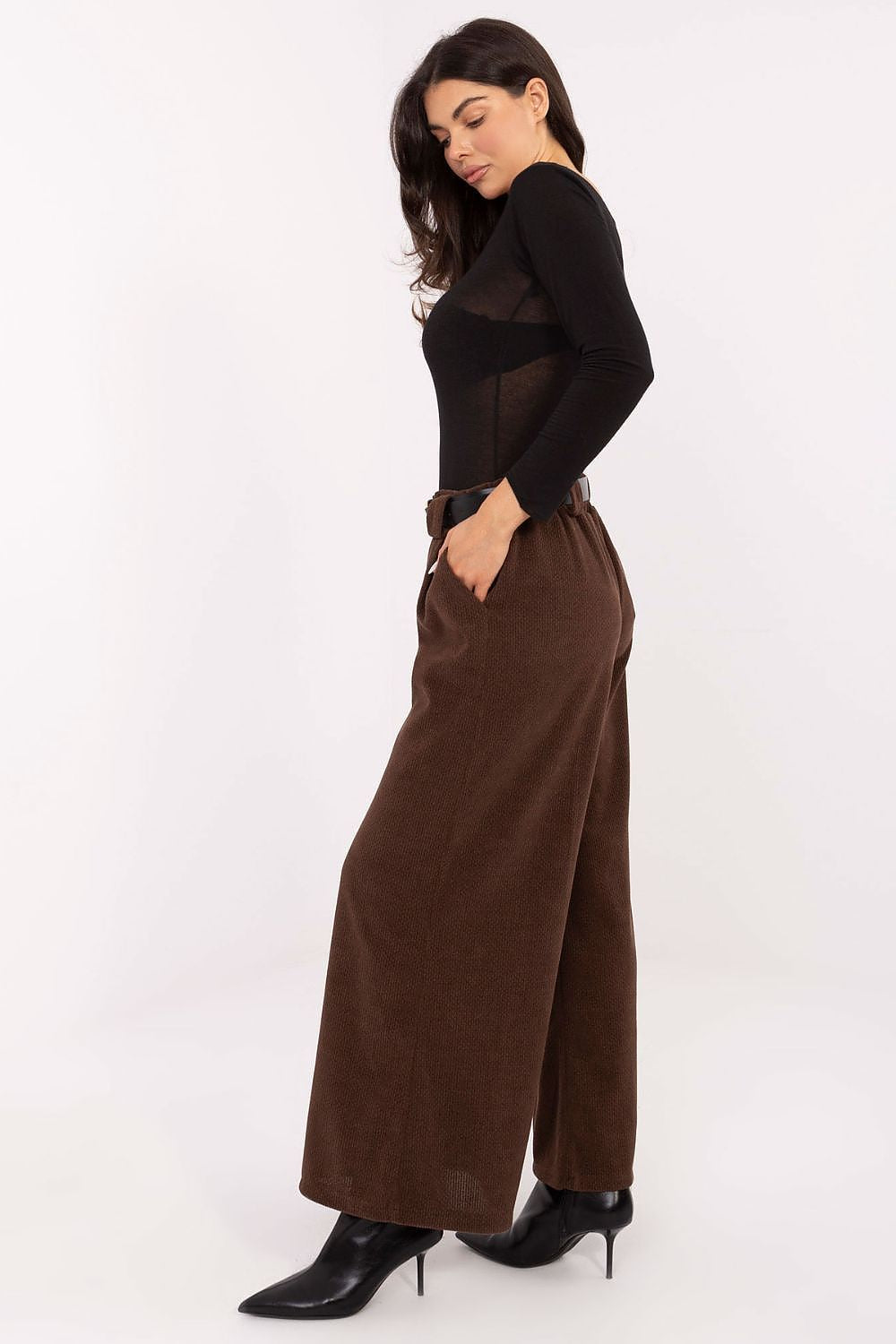  corduroy trousers model 220874 Rue Paris 